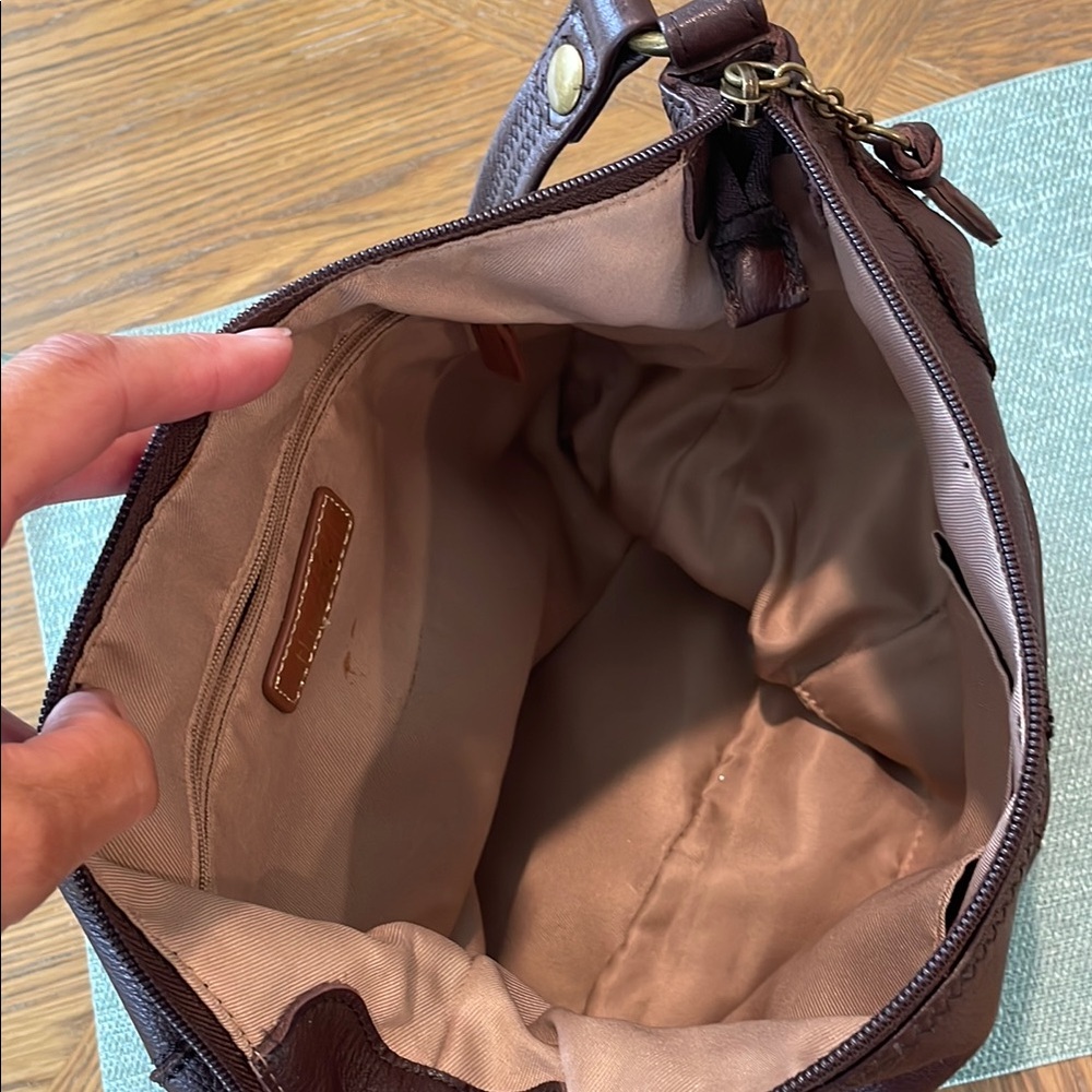 The Sak Brown Leather Shoulder Bag - Picture 5 of 10